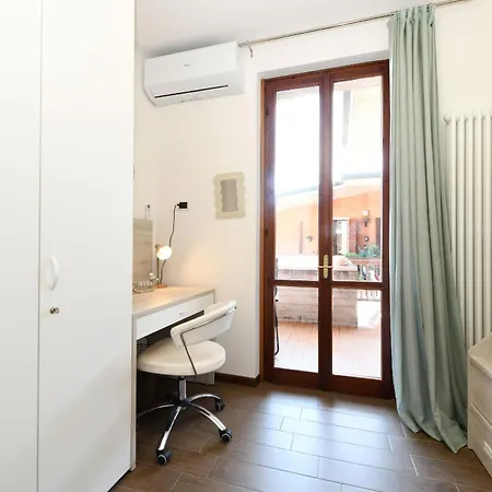Desenzanoloft Official Partner Marriott Homes & - Peschiera Fantasia Appartement