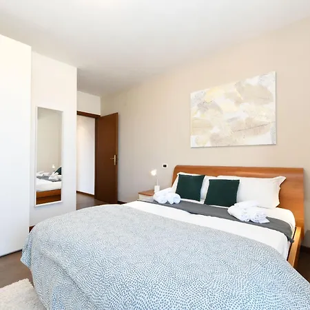 Appartement Desenzanoloft Official Partner Marriott Homes & - Peschiera Fantasia